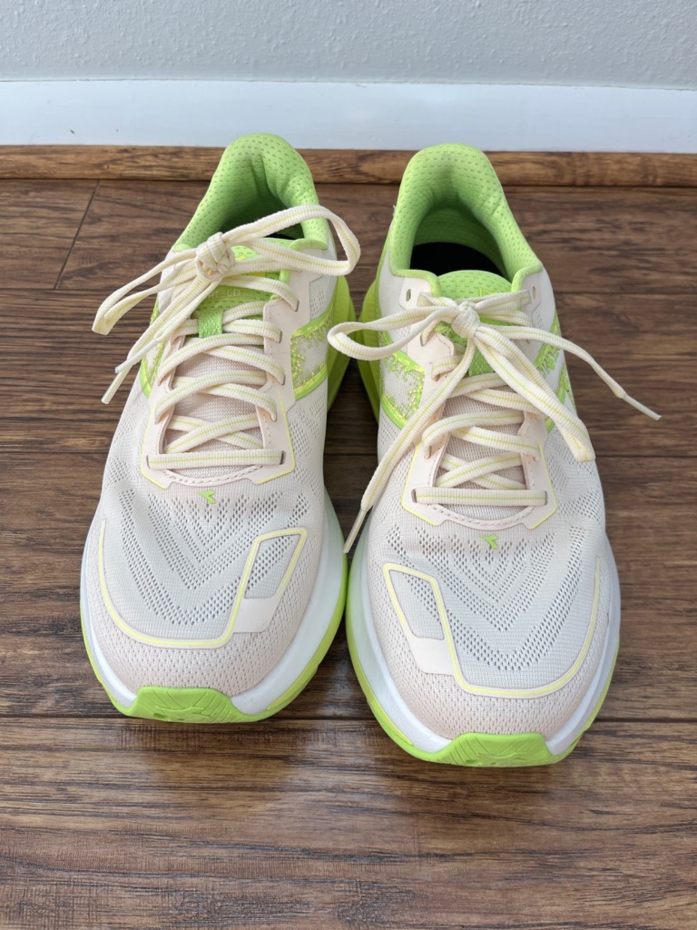 Diadora Mythos Blushield Vigore V